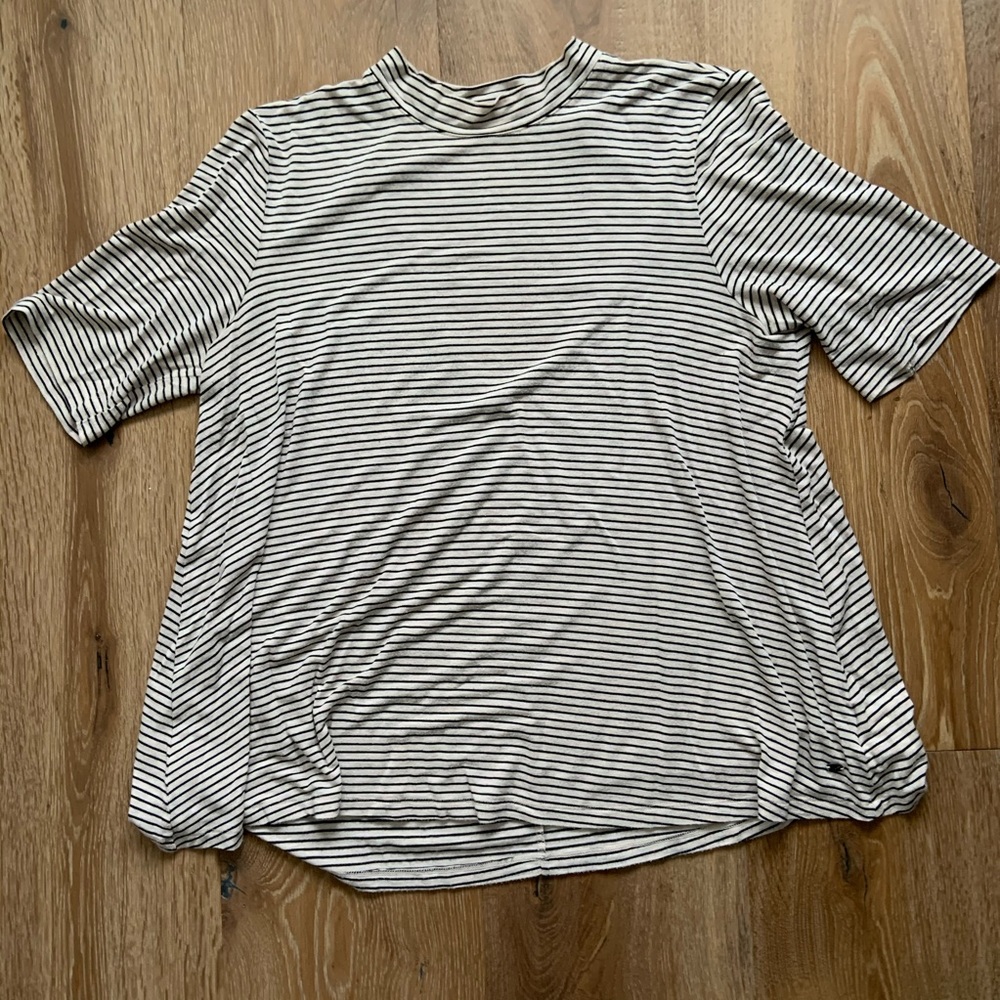 American Eagle striped shirt